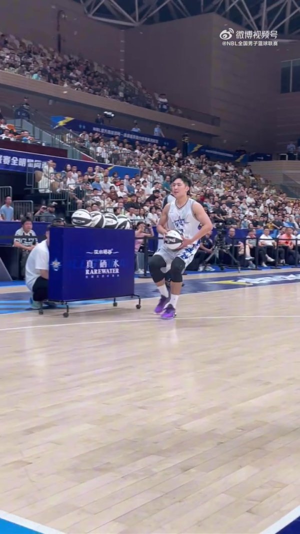 出色  回顾！NBL明星赛技术  应战  赛总决赛  陈泽昂夺魁  瞬间