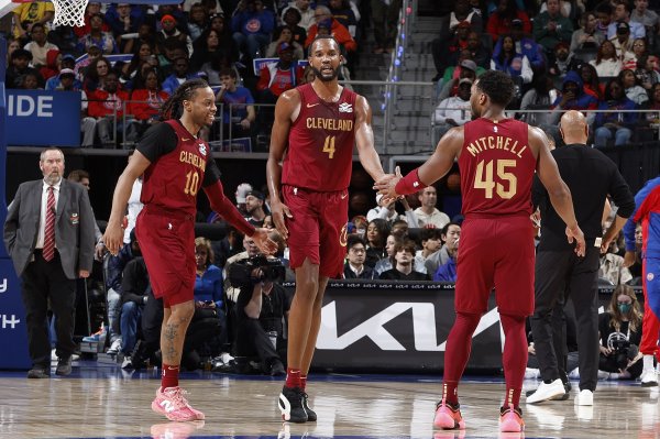 NBA高管：若骑士明年还打不进总总决赛   就应该彻底重组阵形