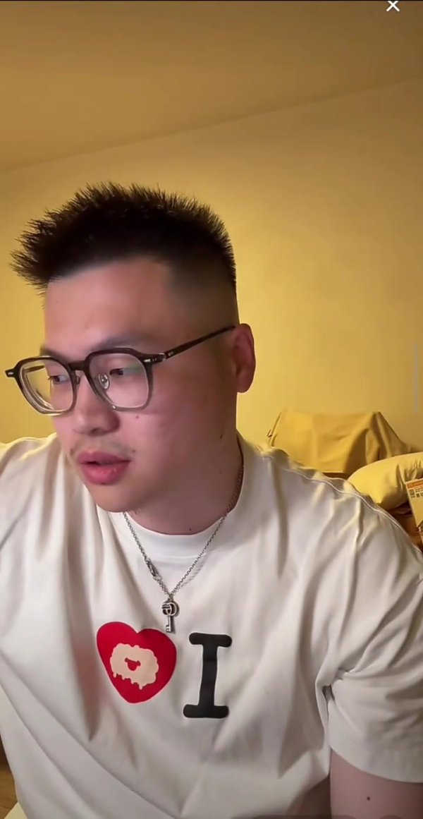 媒体人：崔永熙美方队伍  一直在给他找机会 看能不能签E10合同