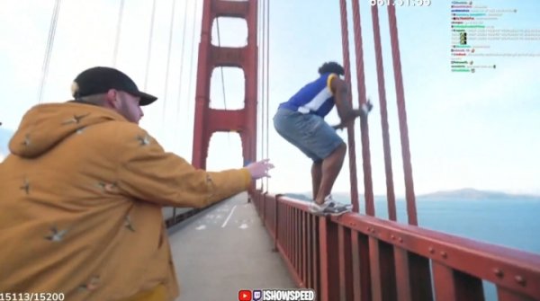 顶流网红Speed穿库里运动活动    服  站金门大桥护栏上后空翻 经纪人吓个半死
