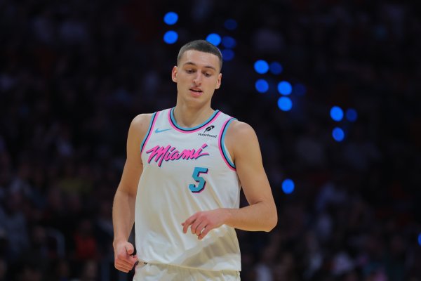 约维奇:我不担心续约问题 希望能和热火签下长期合同 约维奇:我不担心续约问题 希望能和热火签下长期合同