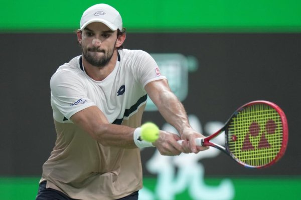 瓦舍罗2-1反转 林德克内希 首夺上海大师赛第一名 瓦舍罗2-1反转 林德克内希 首夺上海大师赛第一名