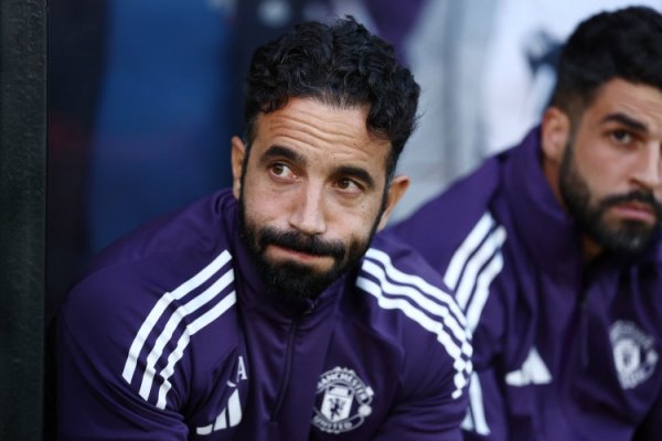 又是俯冲的赛季❓曼联开季各赛事3场不胜，职业联赛  杯遭英乙队出回合