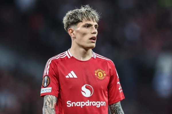 罗马诺:加纳乔在等切尔西,我预计切尔西会在本月与曼联谈判 罗马诺:加纳乔在等切尔西,我预计切尔西会在本月与曼联谈判