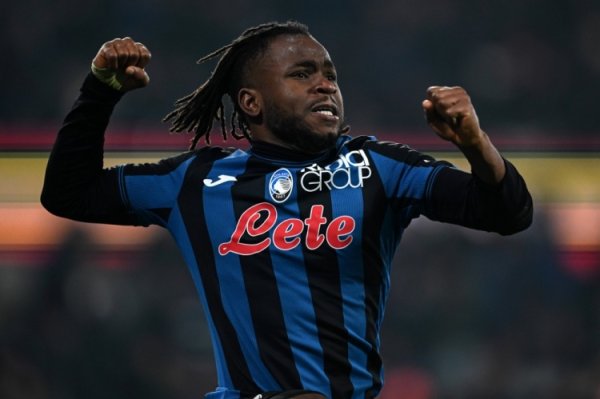 记者:卢克曼在市场上,但亚特兰大表示卖给谁、卖多少由他们决定 记者:卢克曼在市场上,但亚特兰大表示卖给谁、卖多少由他们决定