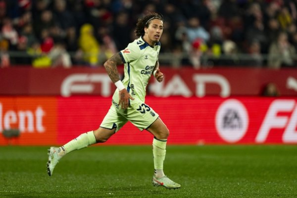 德天空:法比奥-席尔瓦非常愿意加盟多特,交易取决于俱乐部谈判 德天空:法比奥-席尔瓦非常愿意加盟多特,交易取决于俱乐部谈判