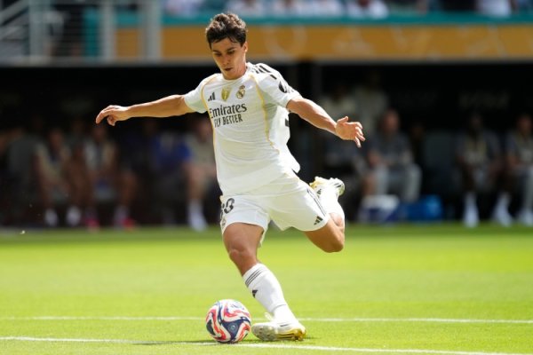 马卡报：贡萨洛被正式提拔入皇马一线队，他也即将和俱乐部续约