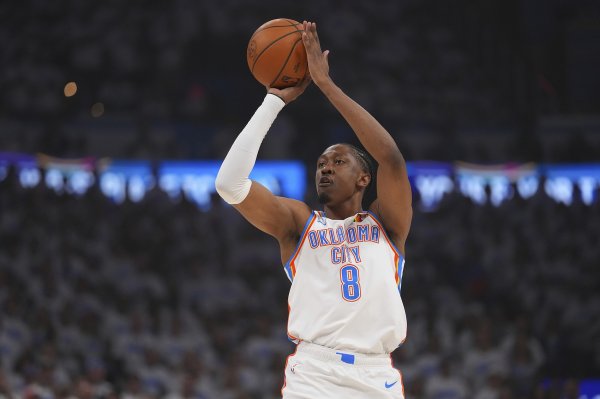 杰伦威:我减重后速度更快了 能更好地完成掩护配合后外切的策略 杰伦威:我减重后速度更快了 能更好地完成掩护配合后外切的策略