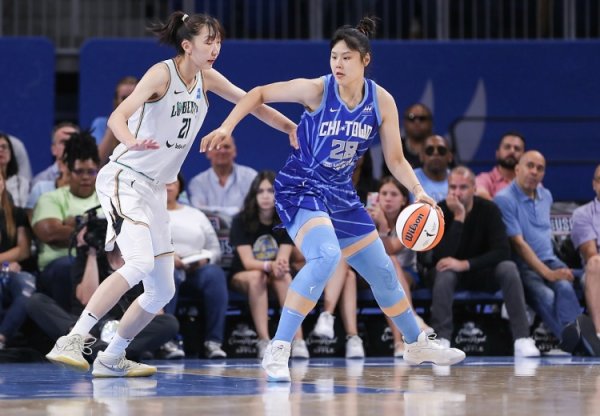 中美篮球赛 历史性“破冰”背后 女篮也迎进步 良机 中美篮球赛 历史性“破冰”背后 女篮也迎进步 良机