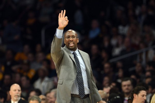 美记：迈克-布朗在勇士开拓了攻击  视野 不过他的根基仍在防卫  端