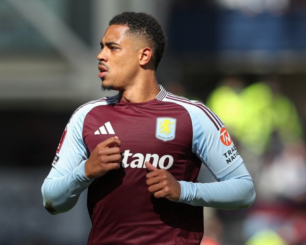 英媒:纽卡预计正式求购雅各布-拉姆塞,球员愿意离开维拉 英媒:纽卡预计正式求购雅各布-拉姆塞,球员愿意离开维拉