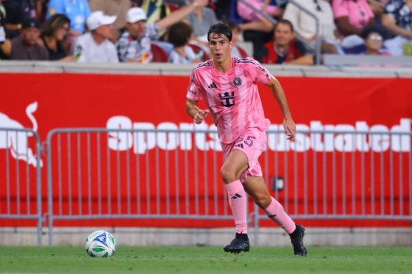 官方:小雷东多加盟西甲埃尔切,迈阿密国际保有二转分成 官方:小雷东多加盟西甲埃尔切,迈阿密国际保有二转分成