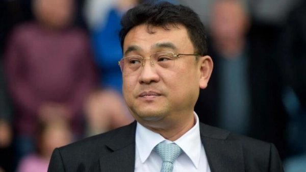 英媒:谢周三拖欠税务海关总署约100万镑,即将被递交清盘申请 英媒:谢周三拖欠税务海关总署约100万镑,即将被递交清盘申请