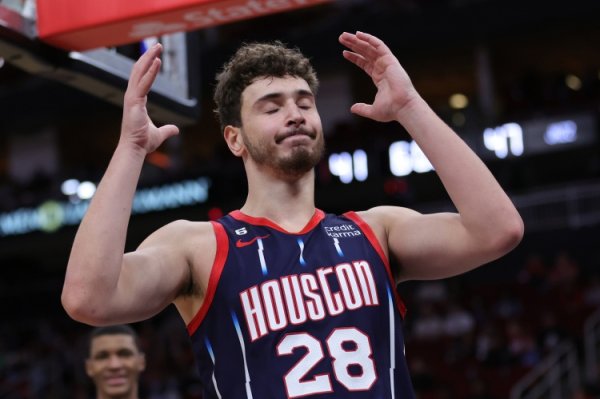 申京赛季揭幕战35+5+5+2断+5记三分 比肩杰伦-布朗&库里