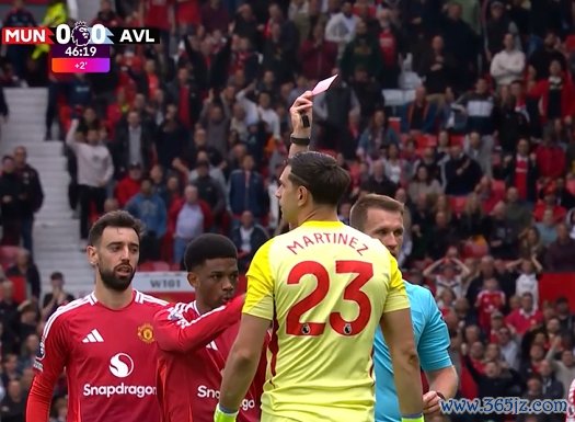 无缘英超首轮！大马丁上赛季末轮对阵曼联时直红被罚，今晚将停赛