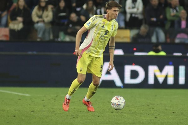 记者：多支英超球队仍在关注萨沃纳，尤文要价至少2000万欧