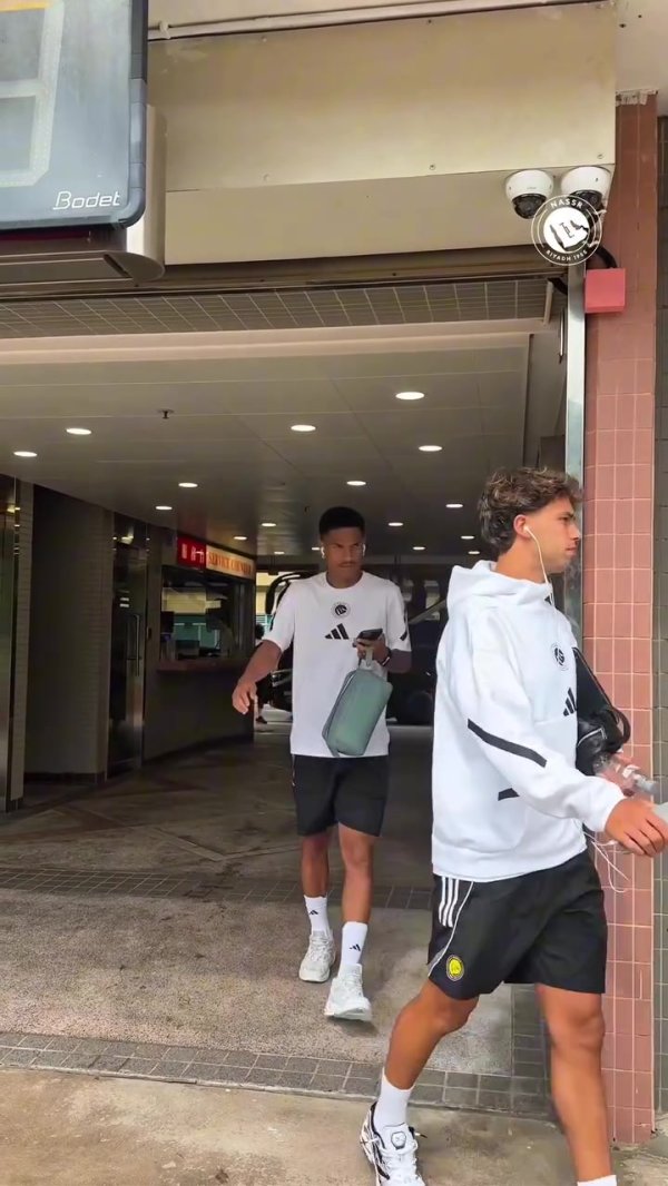 准备比赛 沙超杯!利雅得获胜 晒在中国香港练习 视频 准备比赛 沙超杯!利雅得获胜 晒在中国香港练习 视频