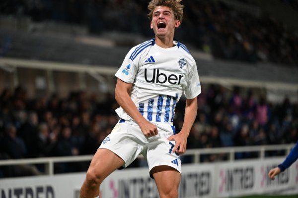 开赛7场独造8球：21岁的皇马青训“遗珠”，已是梅西最好接班人？