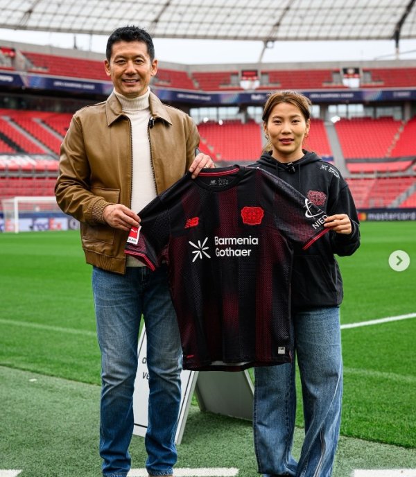 惊喜联动🤝杨晨造访勒沃库森,沈梦露接待并陪同参观 惊喜联动🤝杨晨造访勒沃库森,沈梦露接待并陪同参观